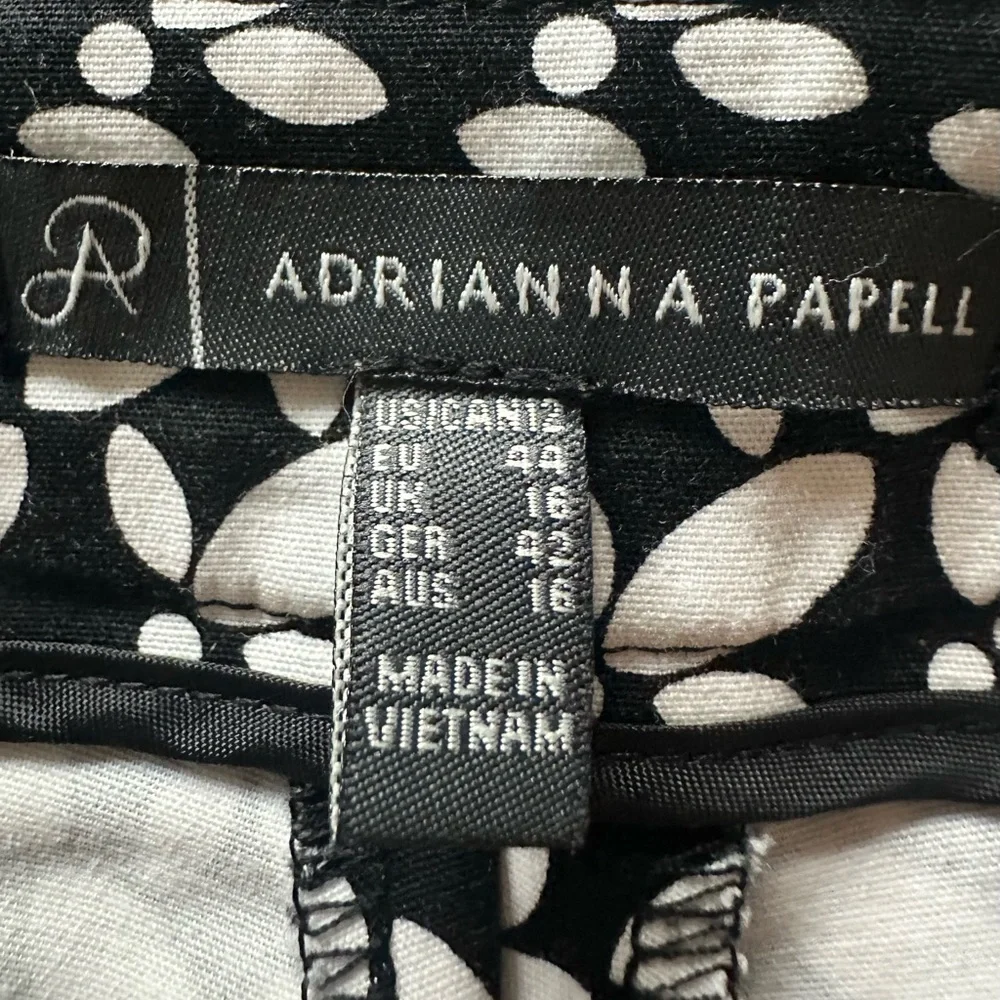 Adrianna Papell Black and White Patterned Ankle Pants - Picture 3 of 11